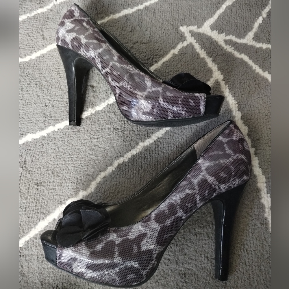 Animal print Peep Toe Heels